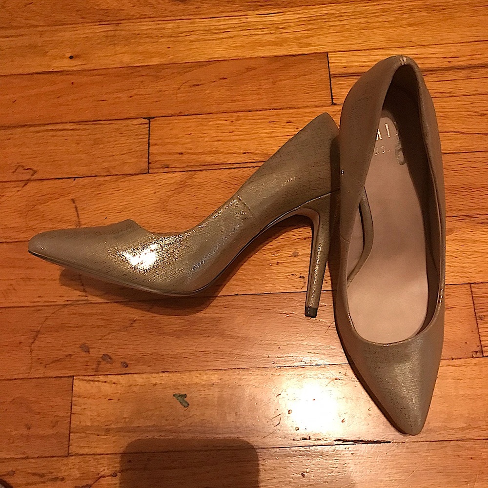 Gold pump No. 6